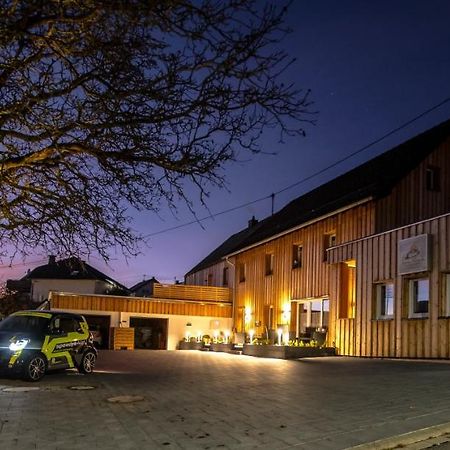 Speedys Gaestehaus Baar  المظهر الخارجي الصورة