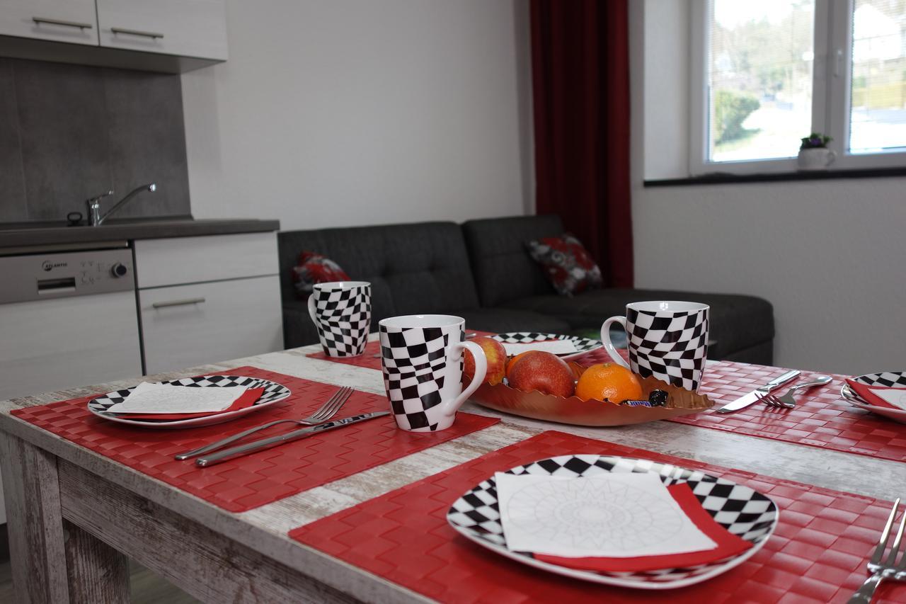 Speedys Gaestehaus Baar  المظهر الخارجي الصورة