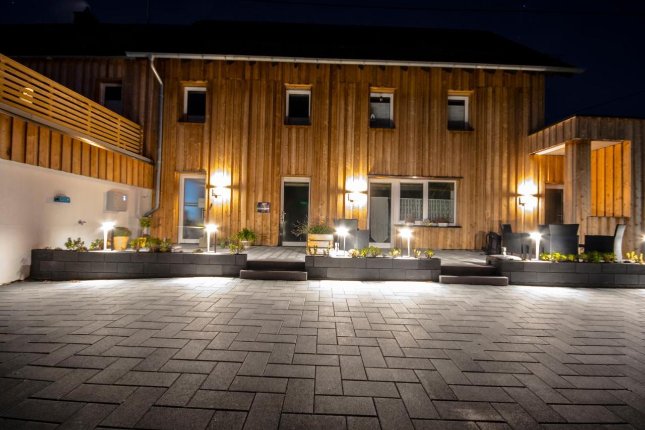 Speedys Gaestehaus Baar  المظهر الخارجي الصورة